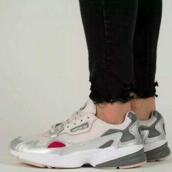 🆕 | 💕 Adidas Falcons - Picture 12 of 14